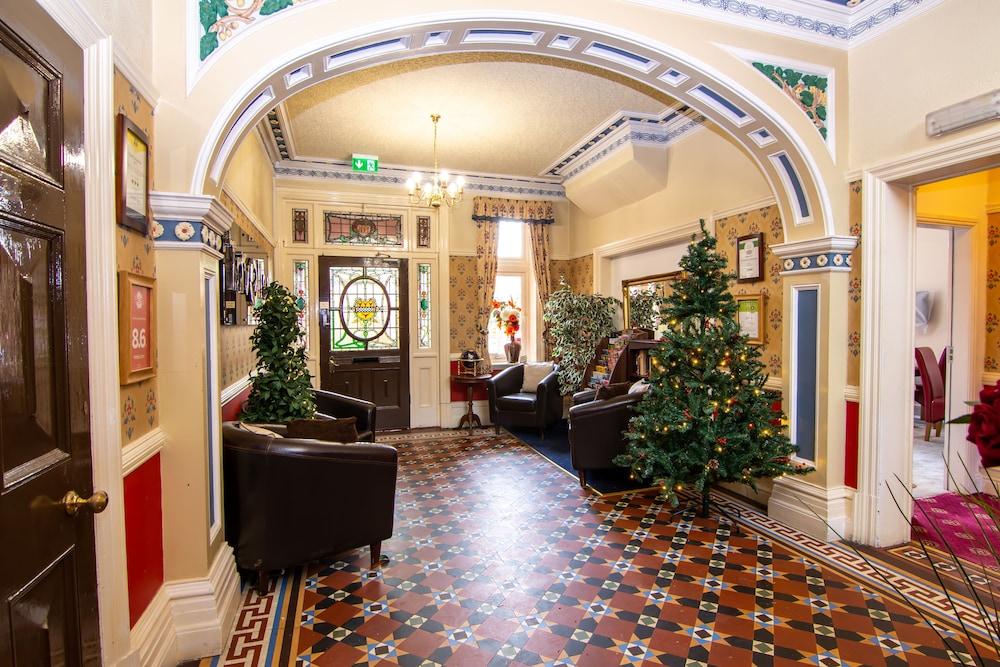 Trivelles Park Hotel Престон Экстерьер фото